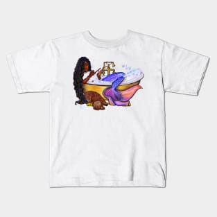 Mermaid self care - Mermaid filing her nails and wearing long braids relaxing in luxurious bubble bath having a moment of tranquility  ! Kids T-Shirt